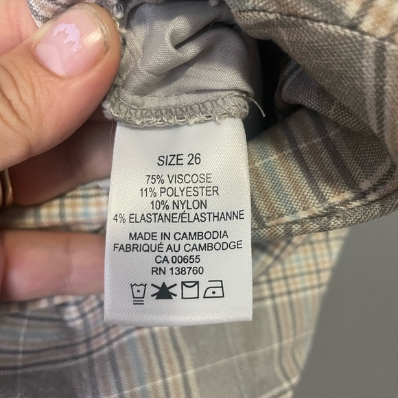 Penningtons plaid tapered dress pants size 26 - Picture 5 of 6